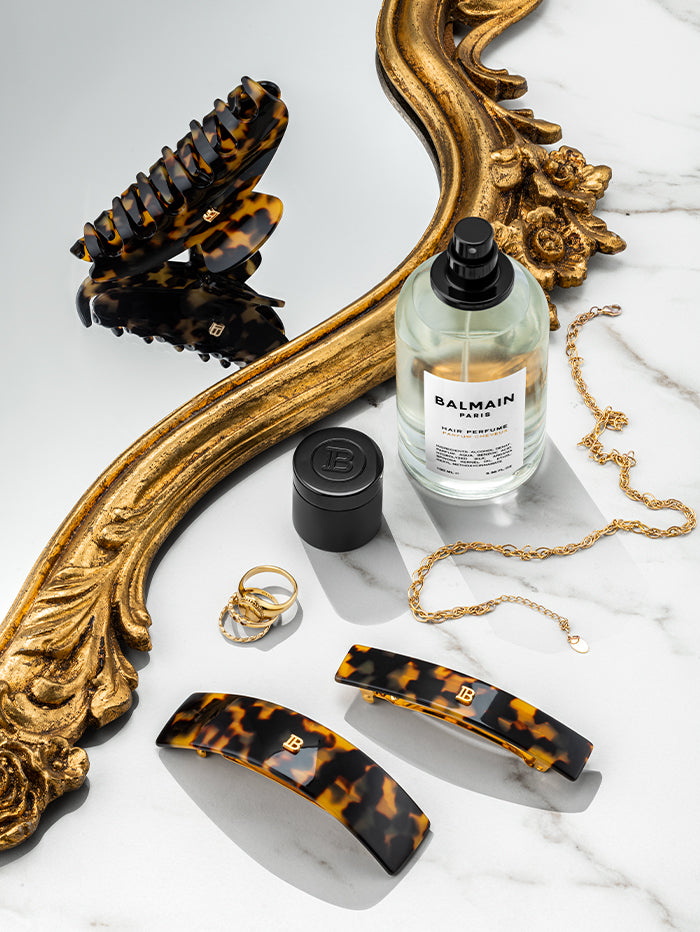 BalmainHair_WEB_HC_Webshop_CategoryBanners_2022_700x932_StylingAccessories_1_1_4a02723f-ae70-4258-8aa5-2d18daf456a4.jpg